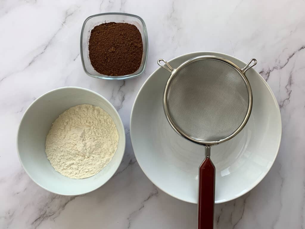 Flour, cocoa and a sieve