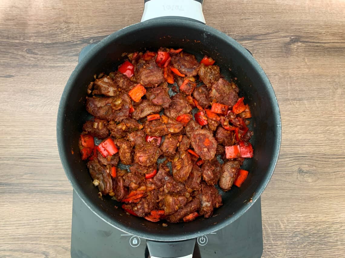 Traditional Slow Cooker Hungarian Goulash JackSlobodian