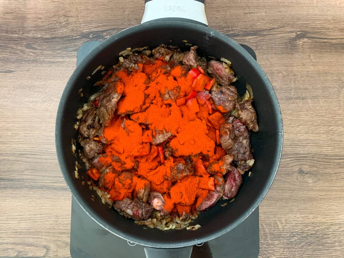 Traditional Slow Cooker Hungarian Goulash JackSlobodian