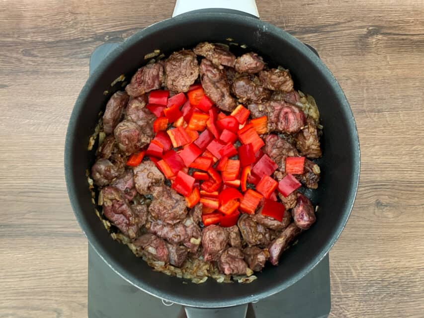 Traditional Slow Cooker Hungarian Goulash JackSlobodian