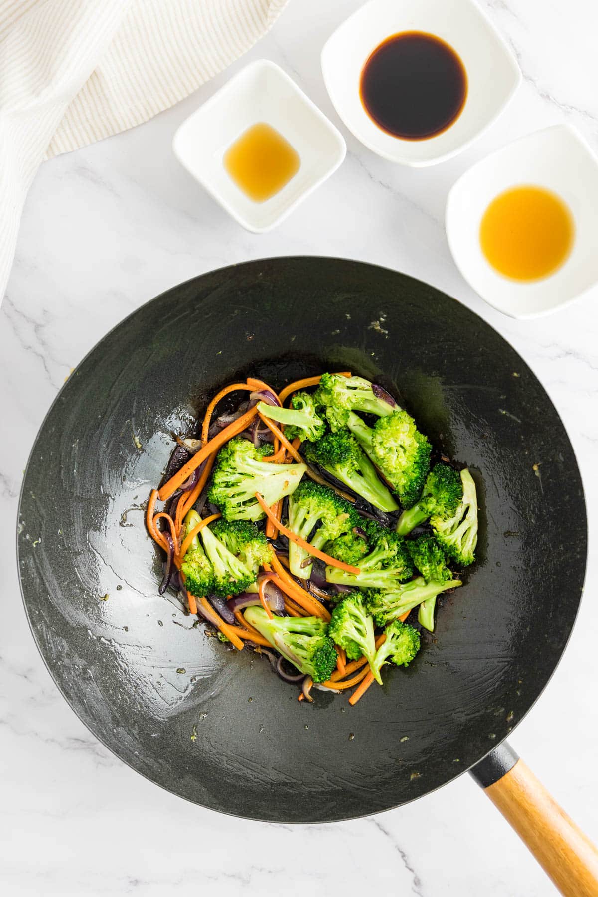 Keto Chicken Stir Fry (10g net carbs) - JackSlobodian
