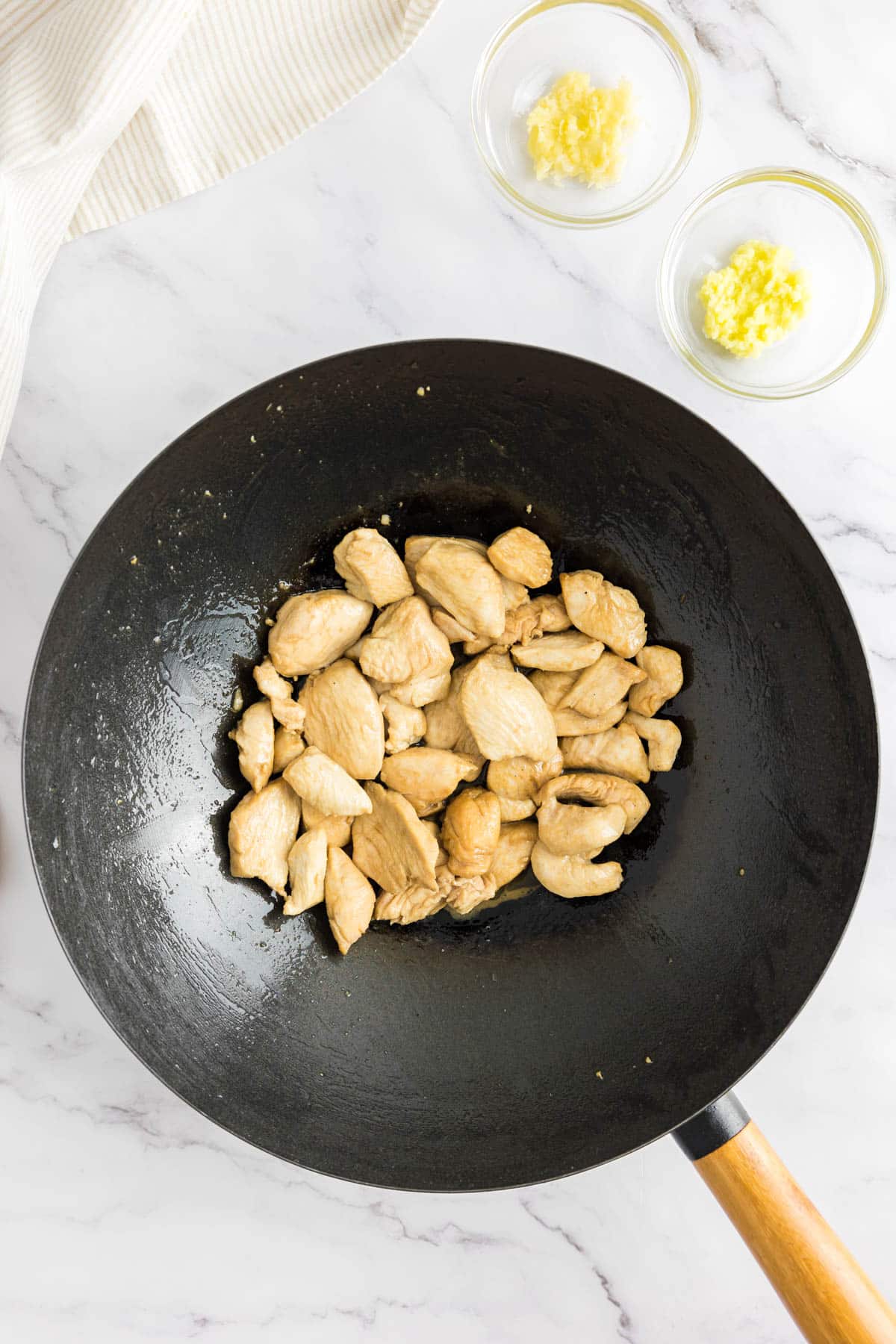 Keto Chicken Stir Fry (10g net carbs) - JackSlobodian