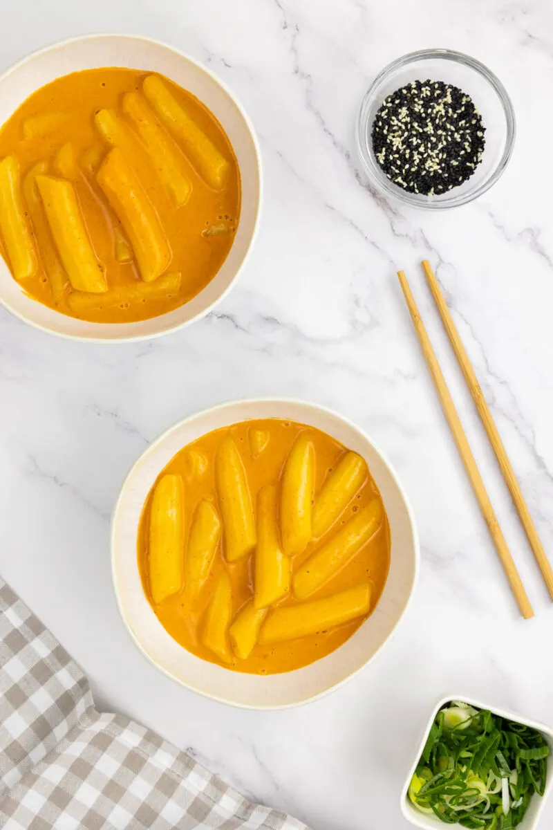 Two bowls of Rose Tteokbooki
